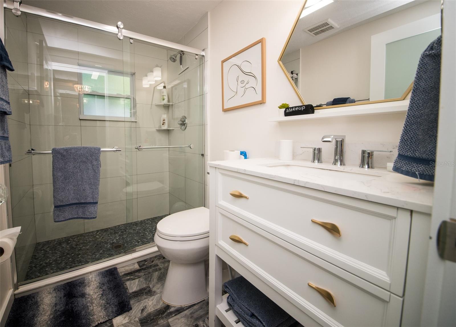1805 Ivanhoe St Property Photo 26
