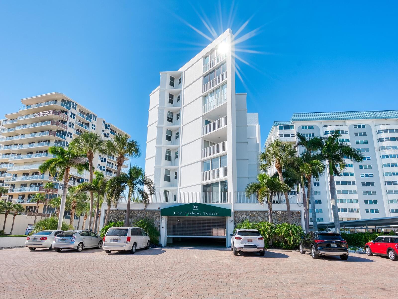 1770 BENJAMIN FRANKLIN DR #401 Property Photo 1