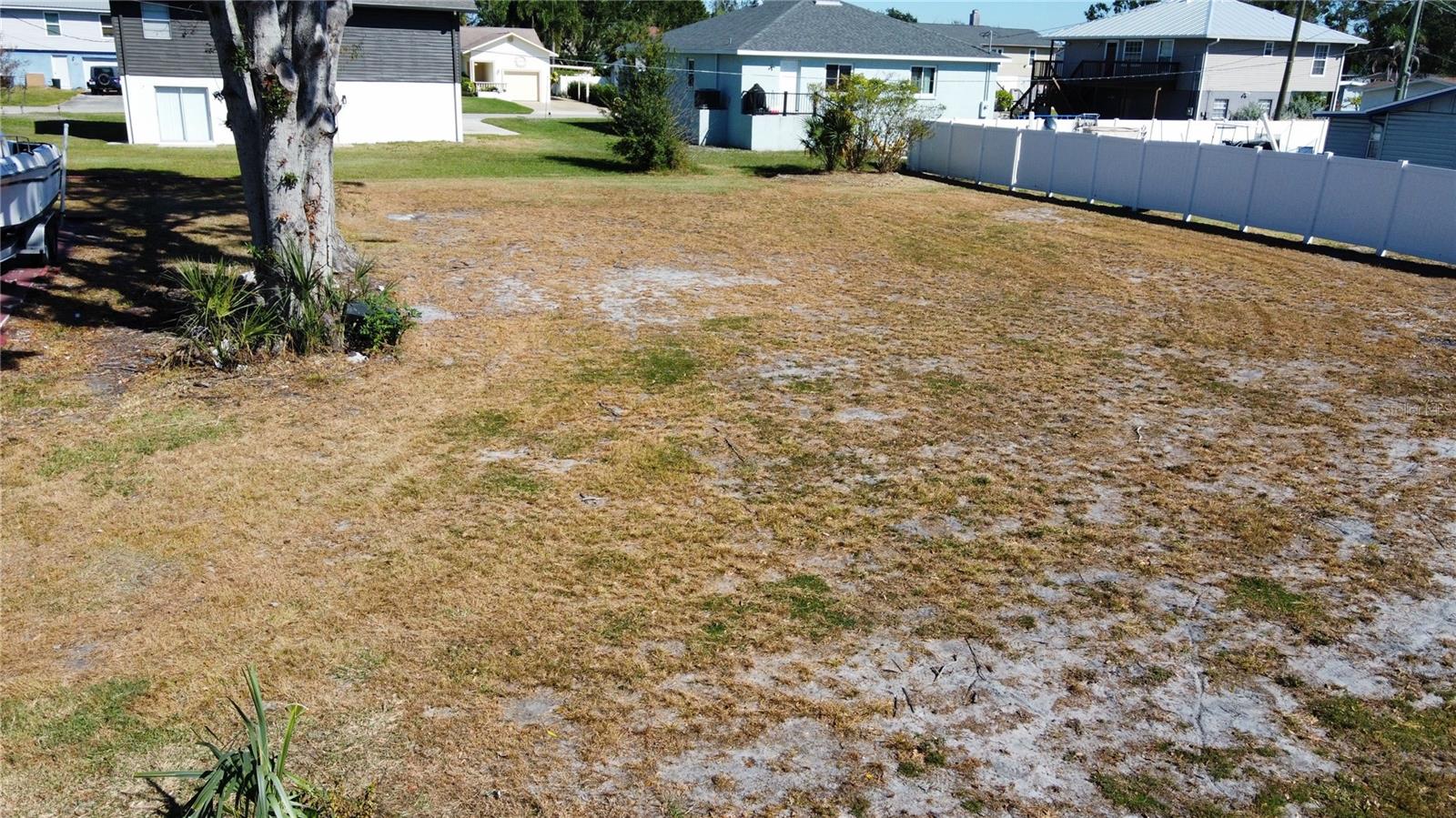 408 51st St W Property Photo 4
