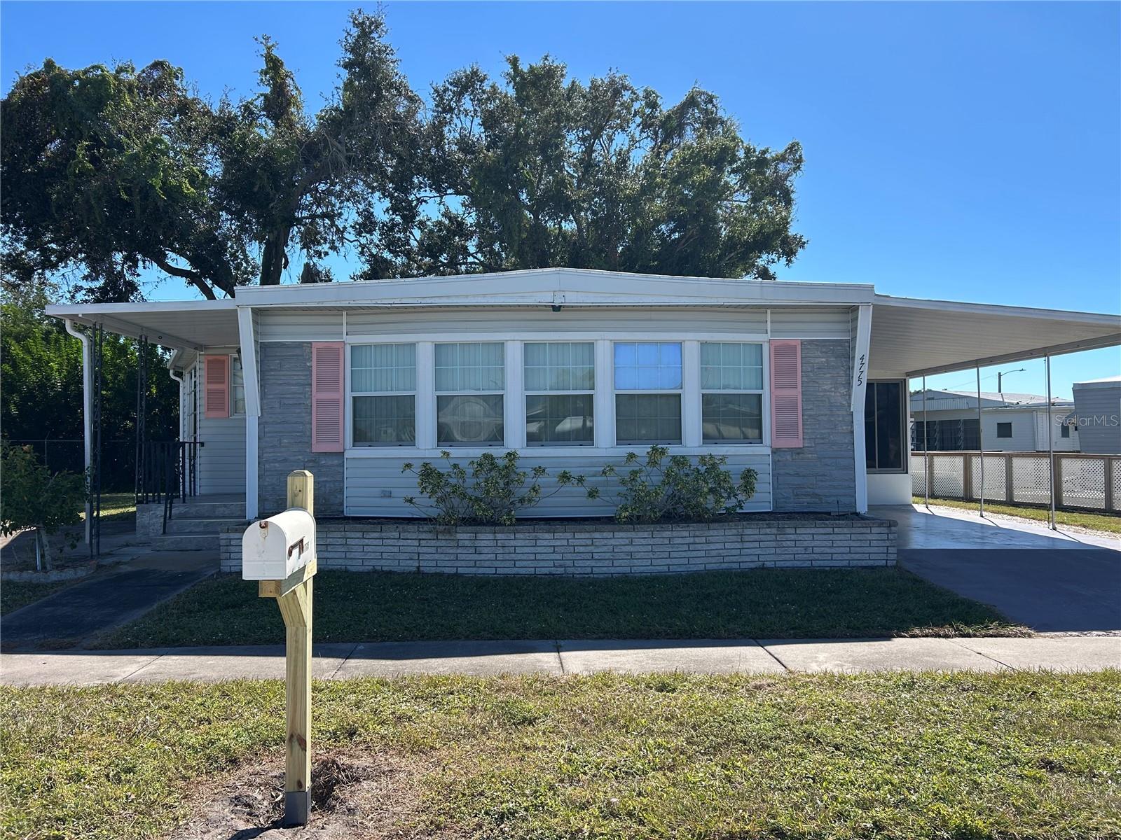 4775 Tri Par Dr Property Photo 1