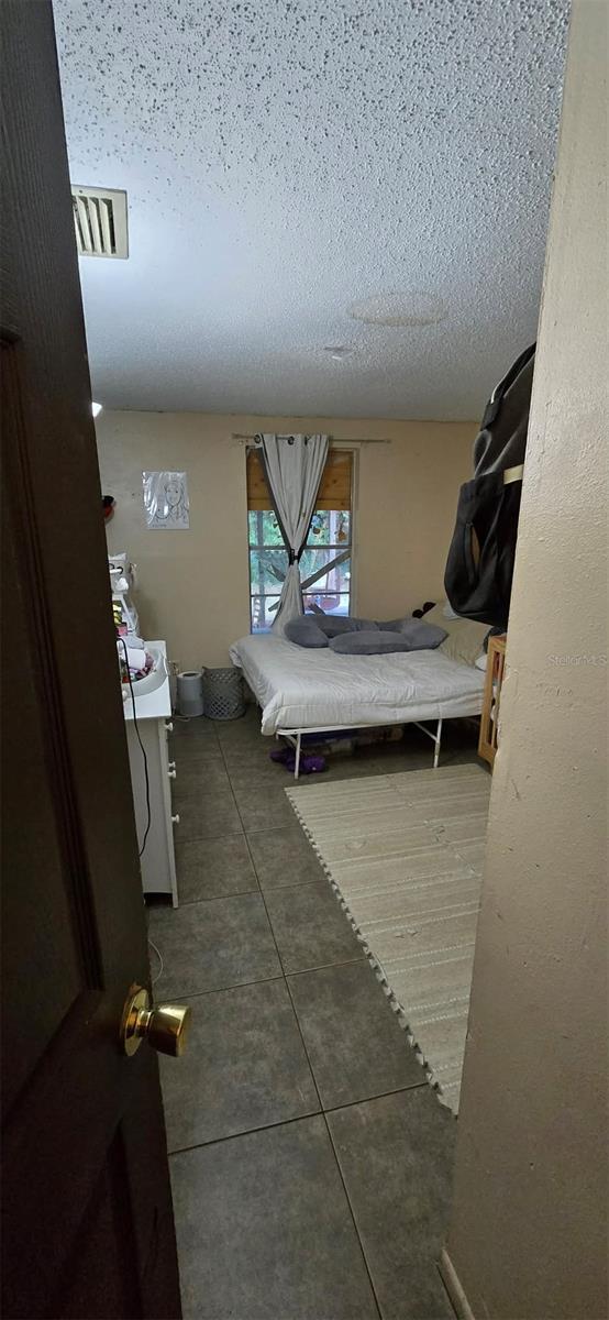 5923 13th Street Ct E Property Photo 5