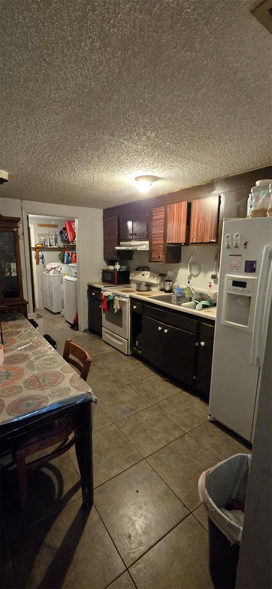 5923 13th Street Ct E Property Photo 9