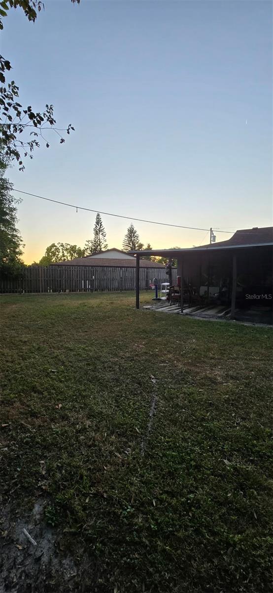 5923 13th Street Ct E Property Photo 11