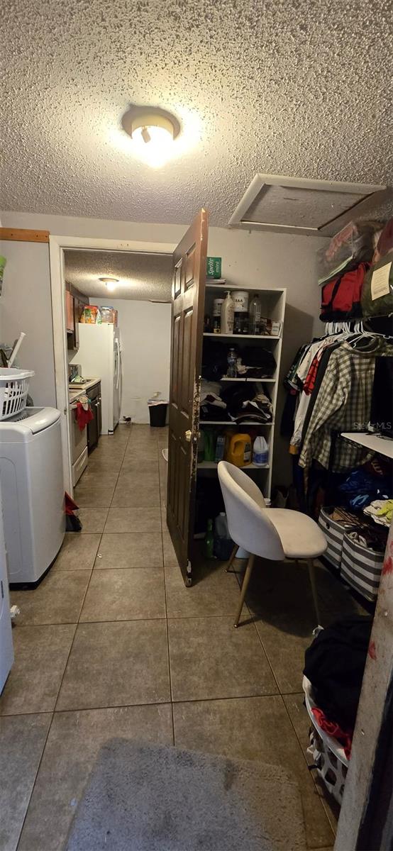 5923 13th Street Ct E Property Photo 13