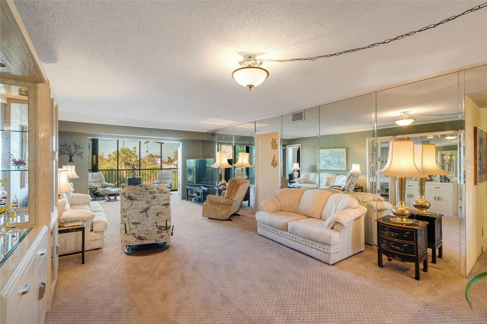 5855 Midnight Pass Rd #318 Property Photo 9