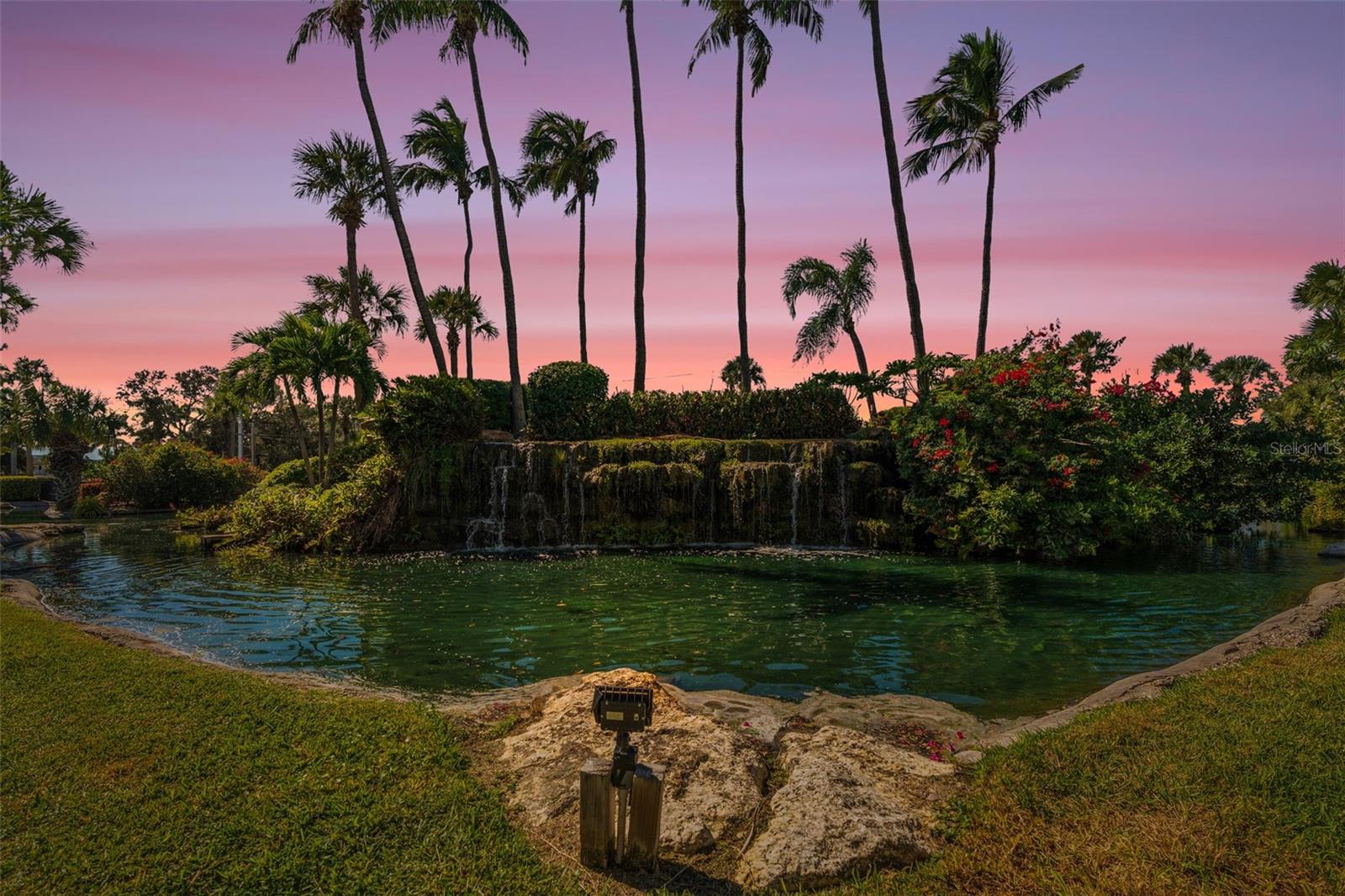 5855 Midnight Pass Rd #318 Property Photo 25