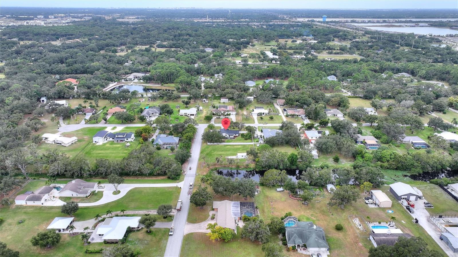 2054 Racimo Dr Property Photo 30