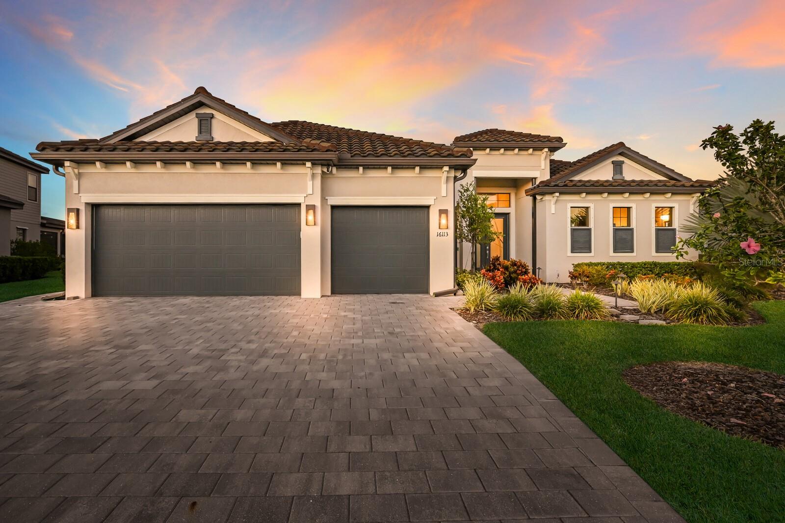 16113 Tradewind Ter Property Photo 3