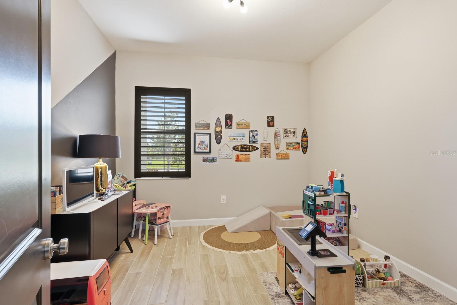 16113 Tradewind Ter Property Photo 34