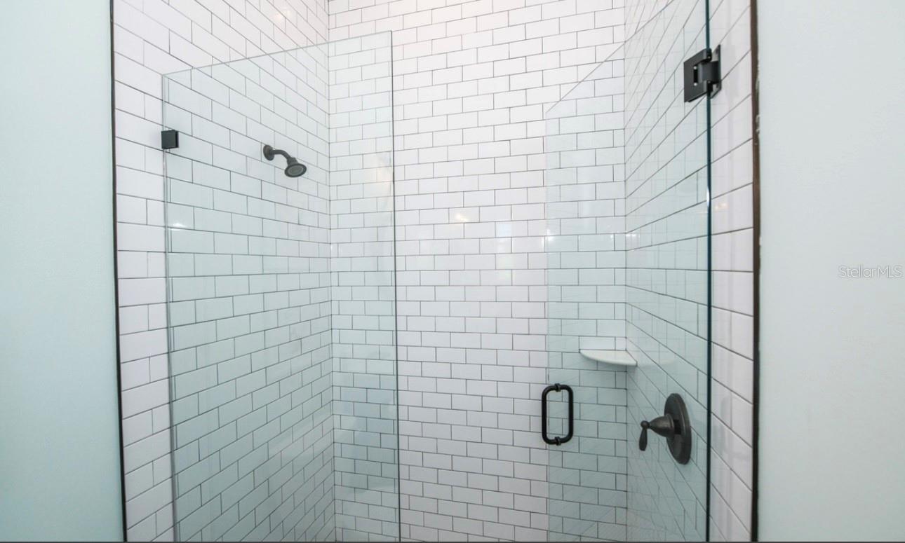 401 20th Pl Property Photo 40