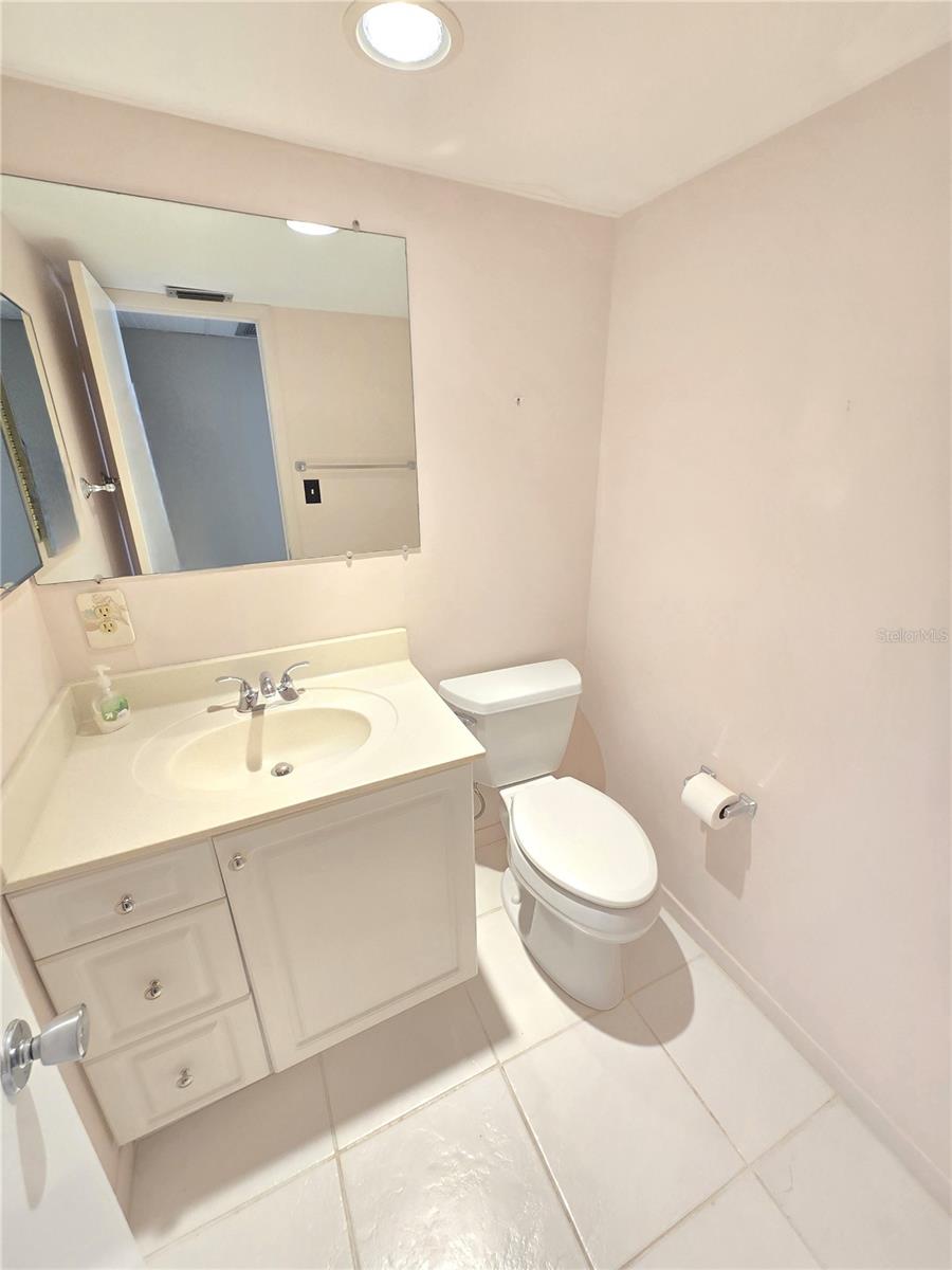 2727 75th St W #7a3 Property Photo 13