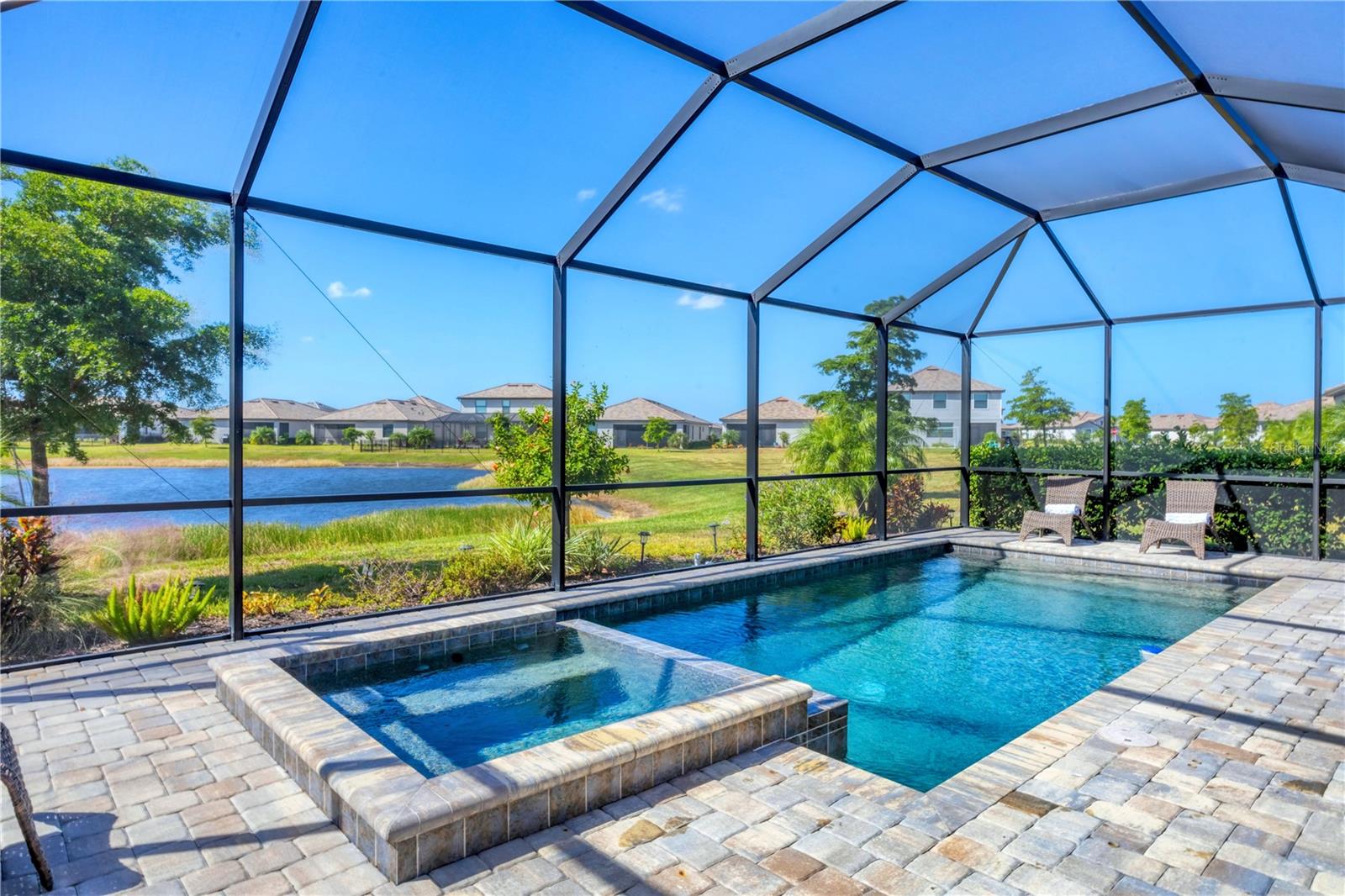 15716 Barefoot Beach Dr Property Photo 24