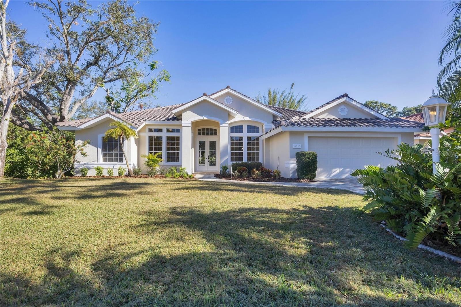 6615 HUNTER COMBE XING