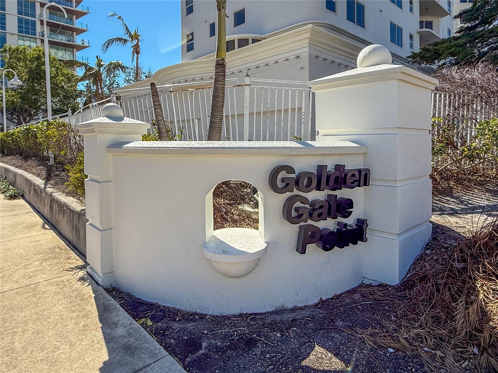 400 Golden Gate Pt #11 Property Photo 33
