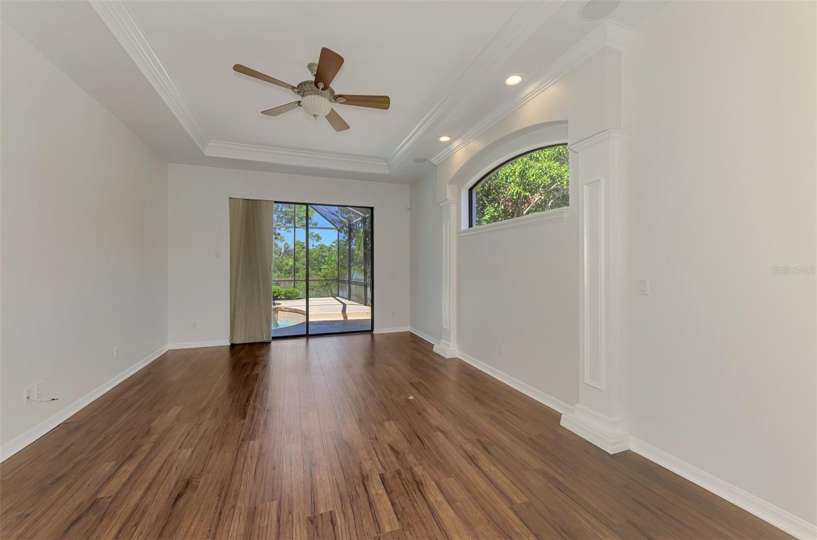 5684 Eastwind Dr Property Photo 27