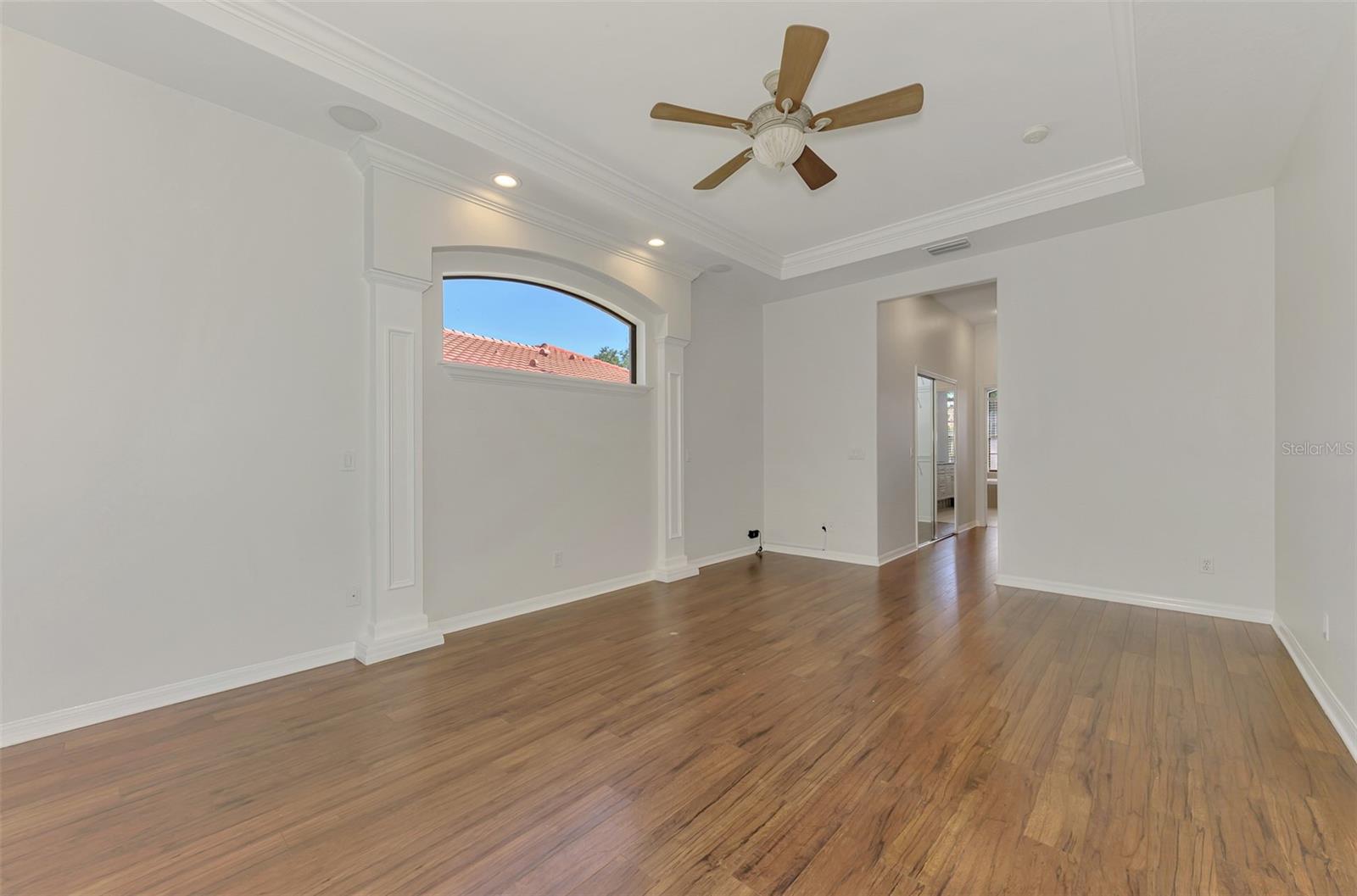 5684 Eastwind Dr Property Photo 28
