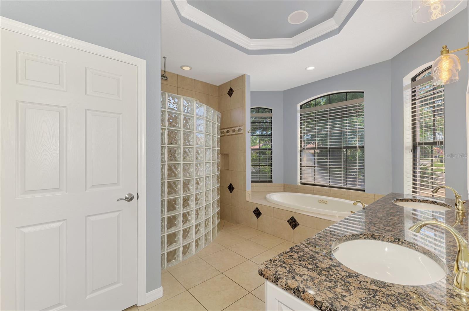 5684 Eastwind Dr Property Photo 32