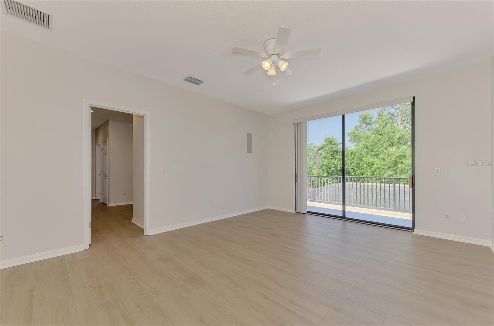 5684 Eastwind Dr Property Photo 34
