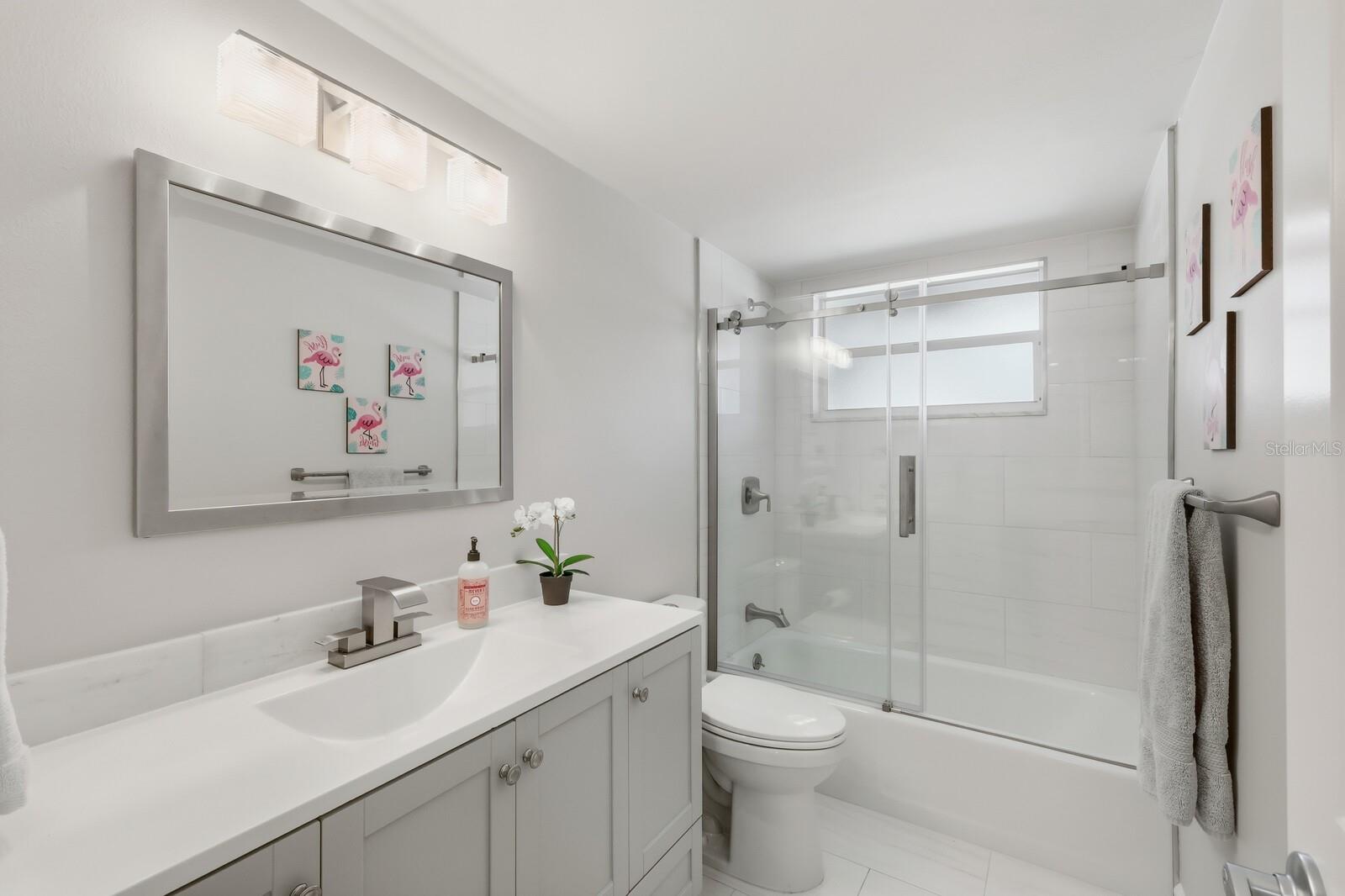 4380 Exeter Dr #h202 Property Photo 24