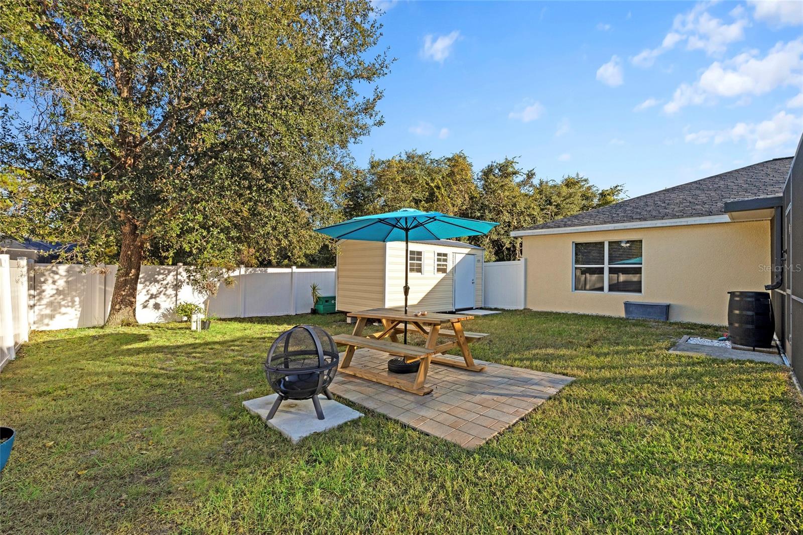 5262 Rhapsody Ave Property Photo 41