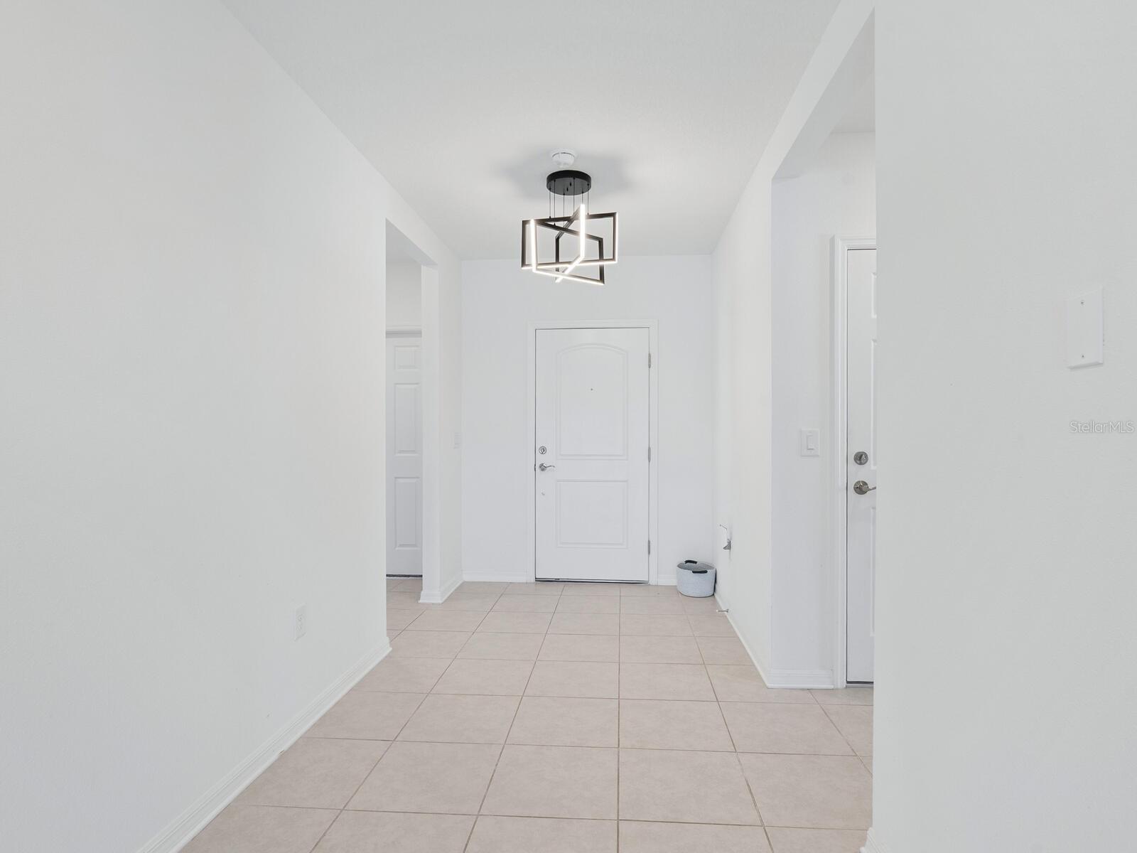 9975 Last Light Gln Property Photo 5
