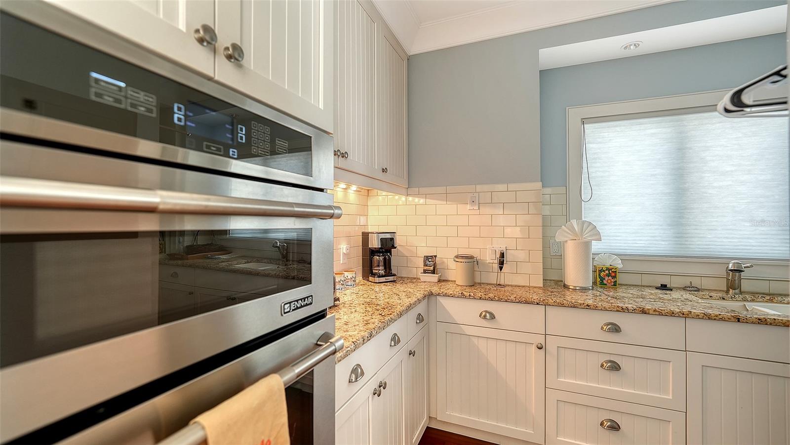 340 Morningside Dr Property Photo 24