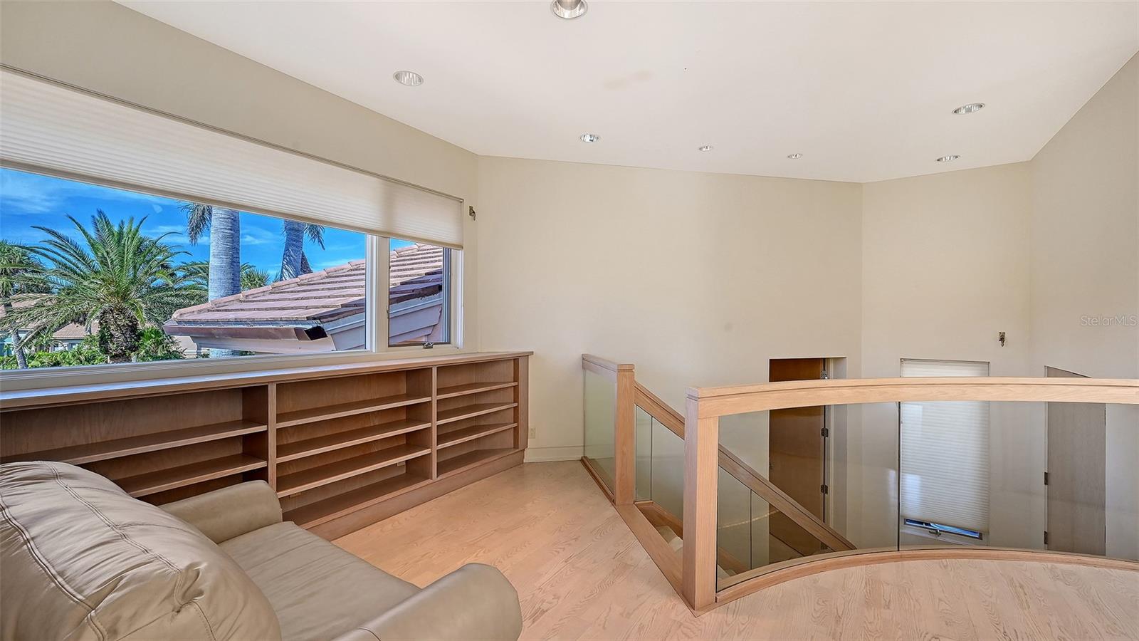 510 Harbor Gate Way Property Photo 34