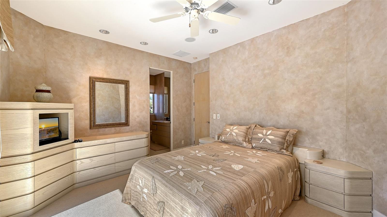 510 Harbor Gate Way Property Photo 46