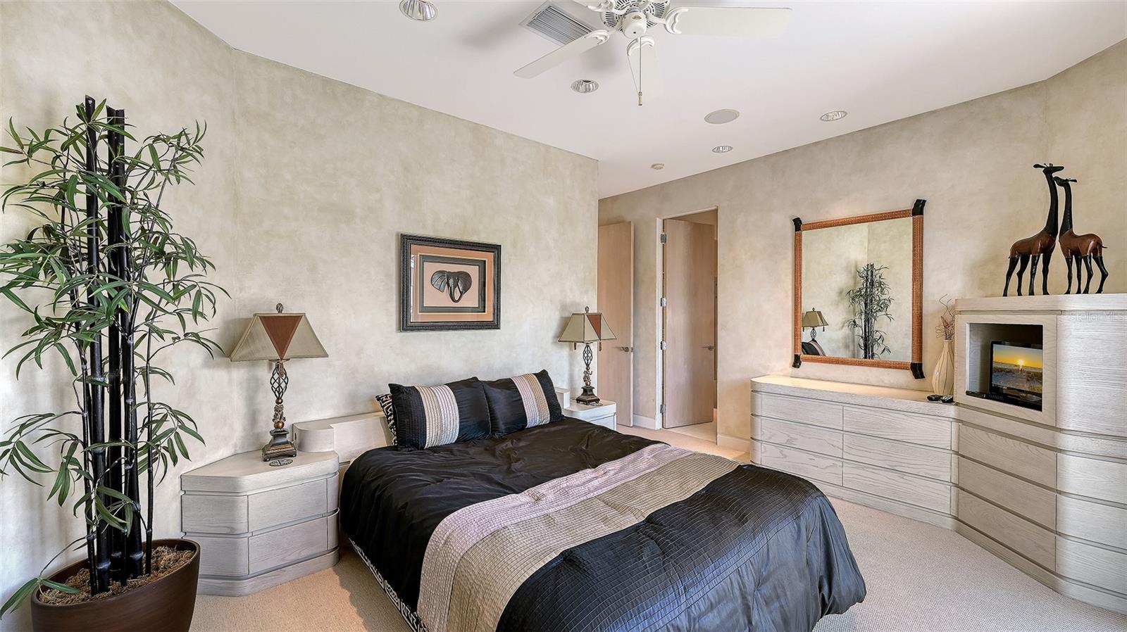 510 Harbor Gate Way Property Photo 49