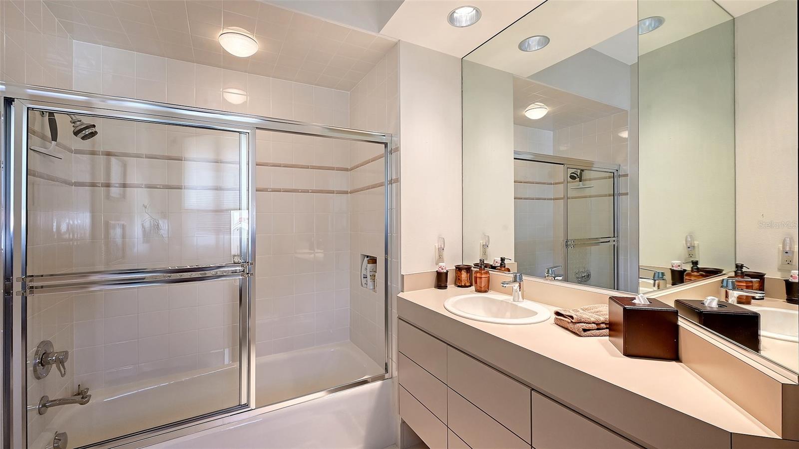 510 Harbor Gate Way Property Photo 80
