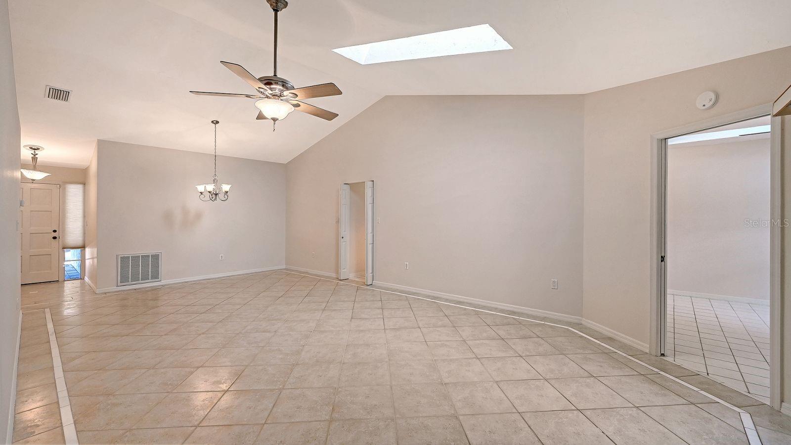 4799 Oak Forest Dr W #43 Property Photo 12