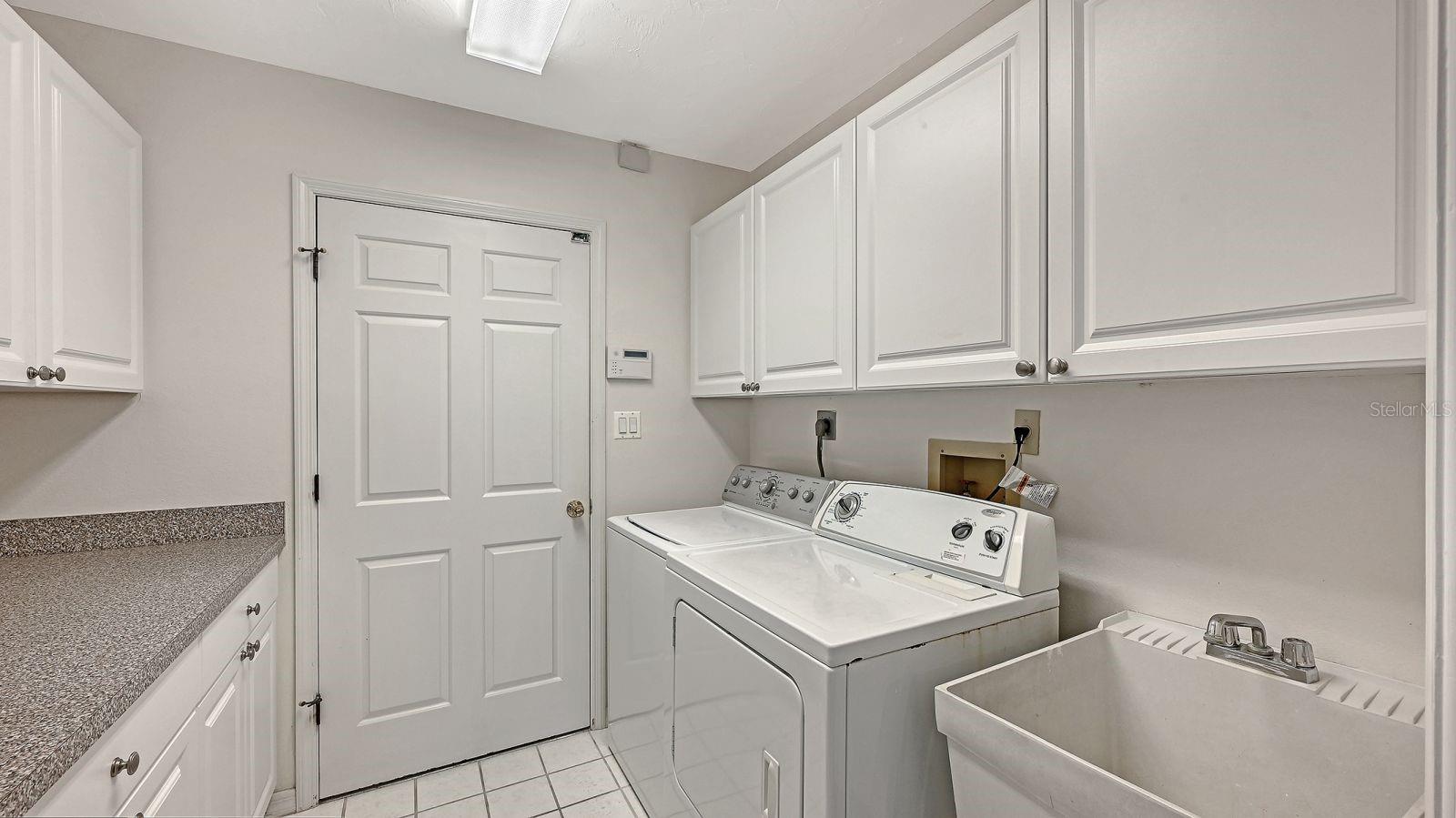4799 Oak Forest Dr W #43 Property Photo 29