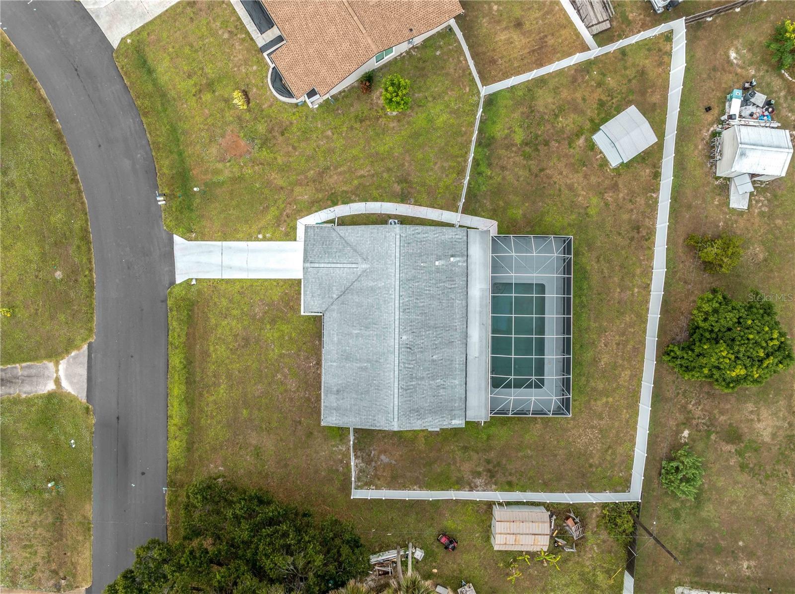 2367 Ivanhoe St Property Photo 4