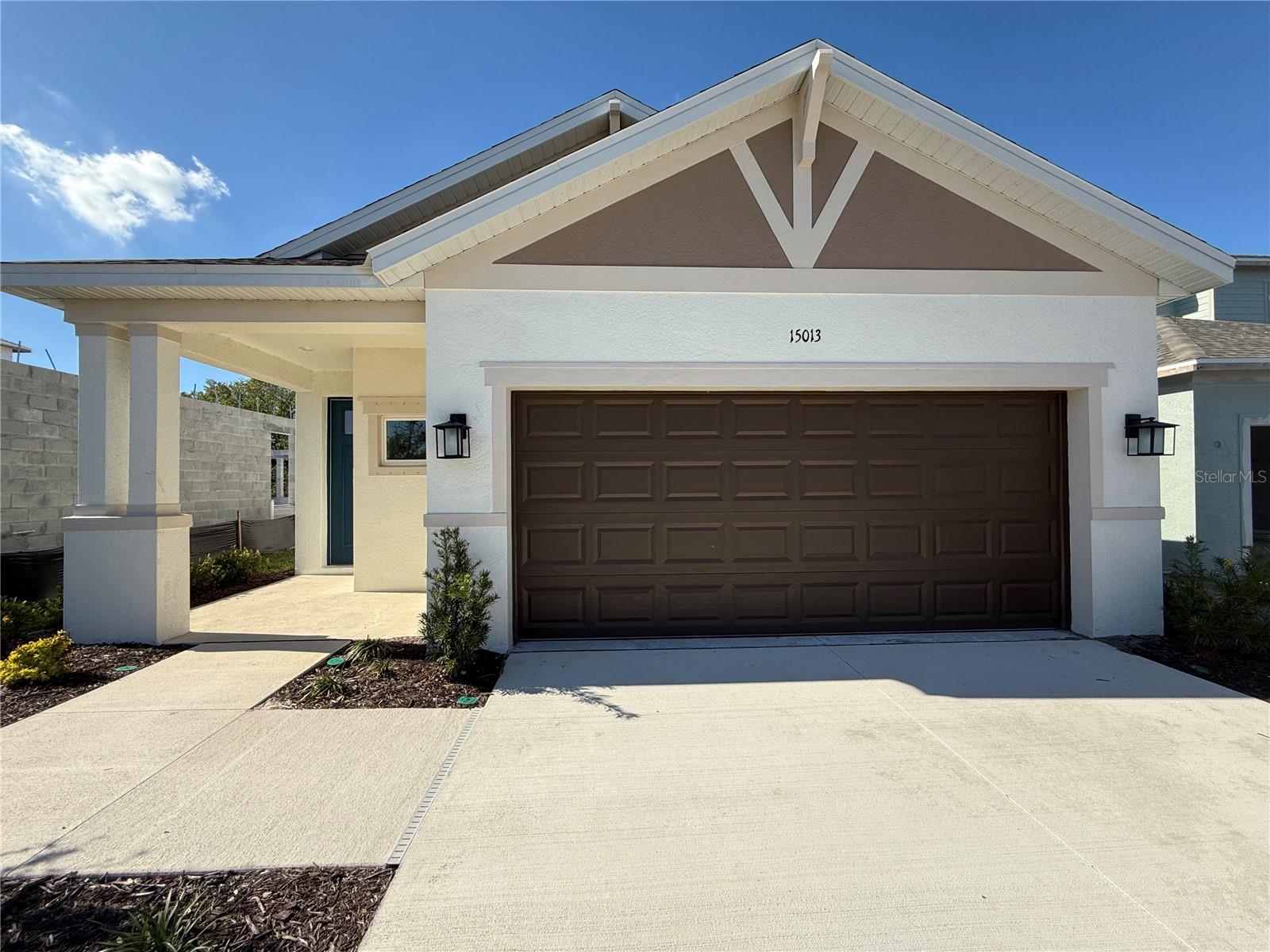 15013 SHADY PALMS LN Property Photo 1