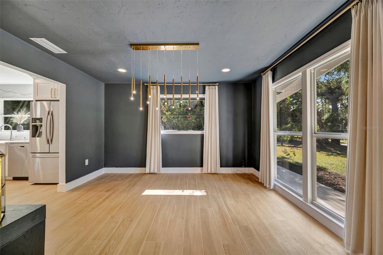 403 Longbow Trl Property Photo 19