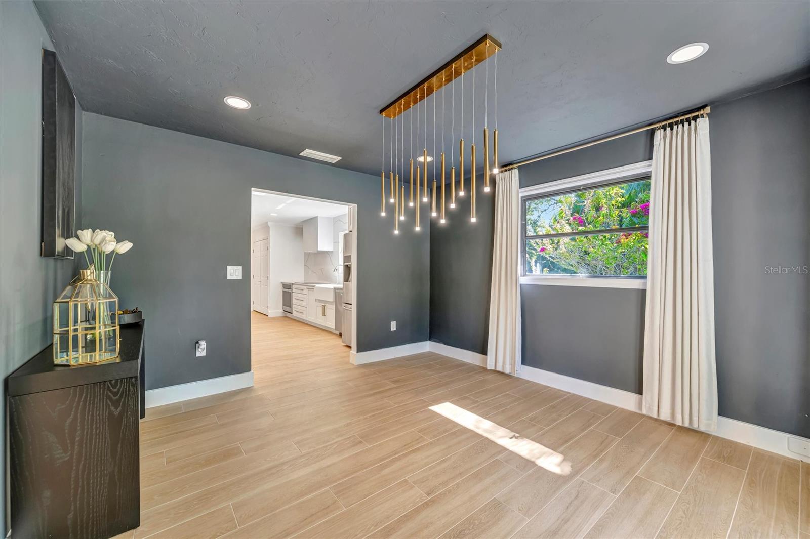 403 Longbow Trl Property Photo 20
