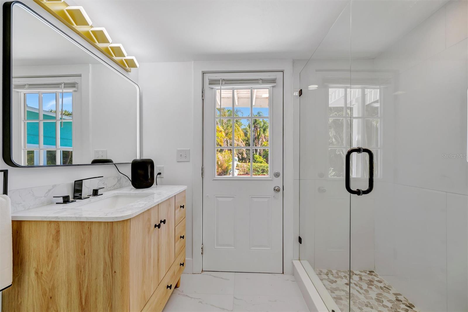 403 Longbow Trl Property Photo 45