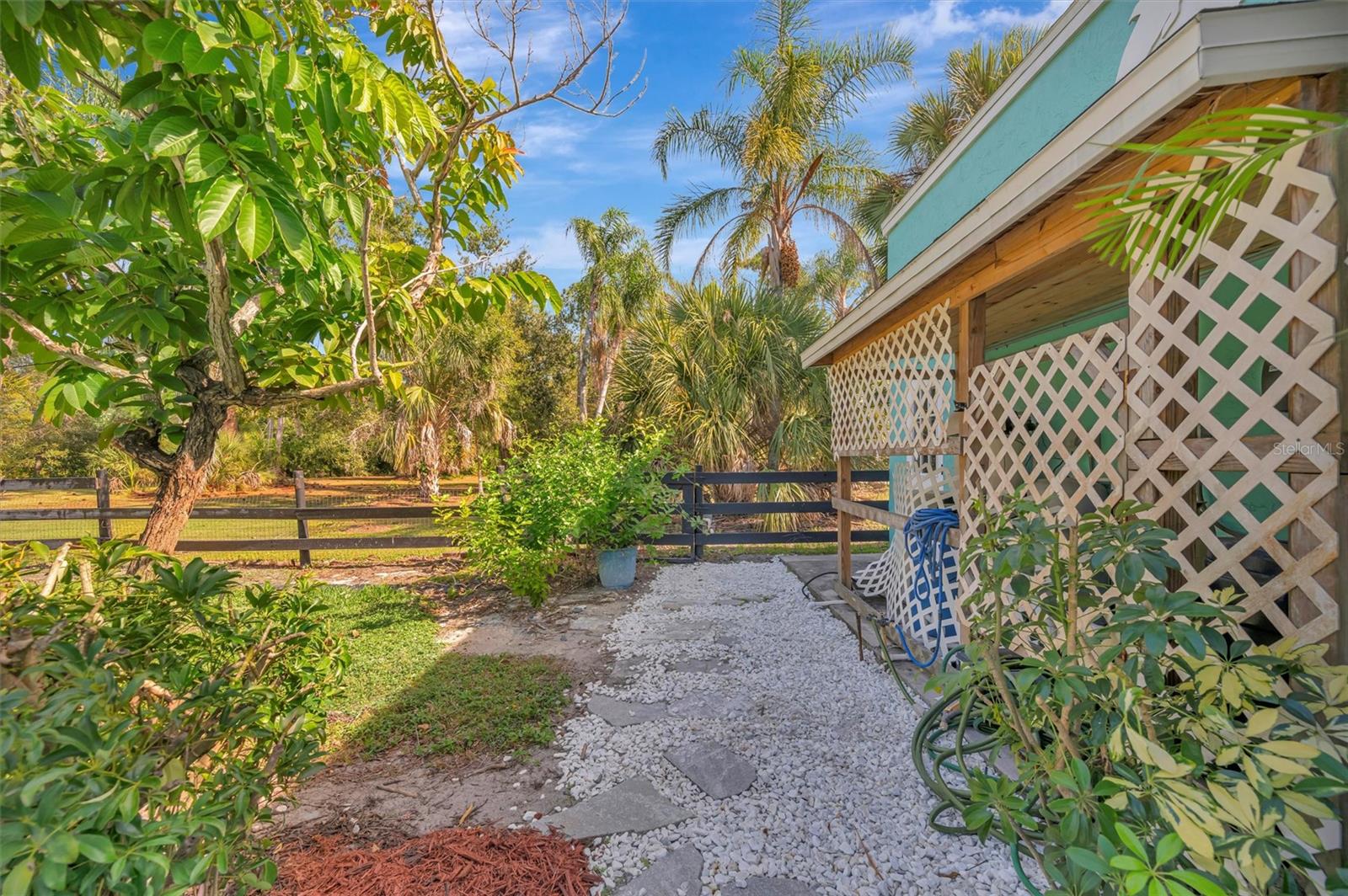 403 Longbow Trl Property Photo 61