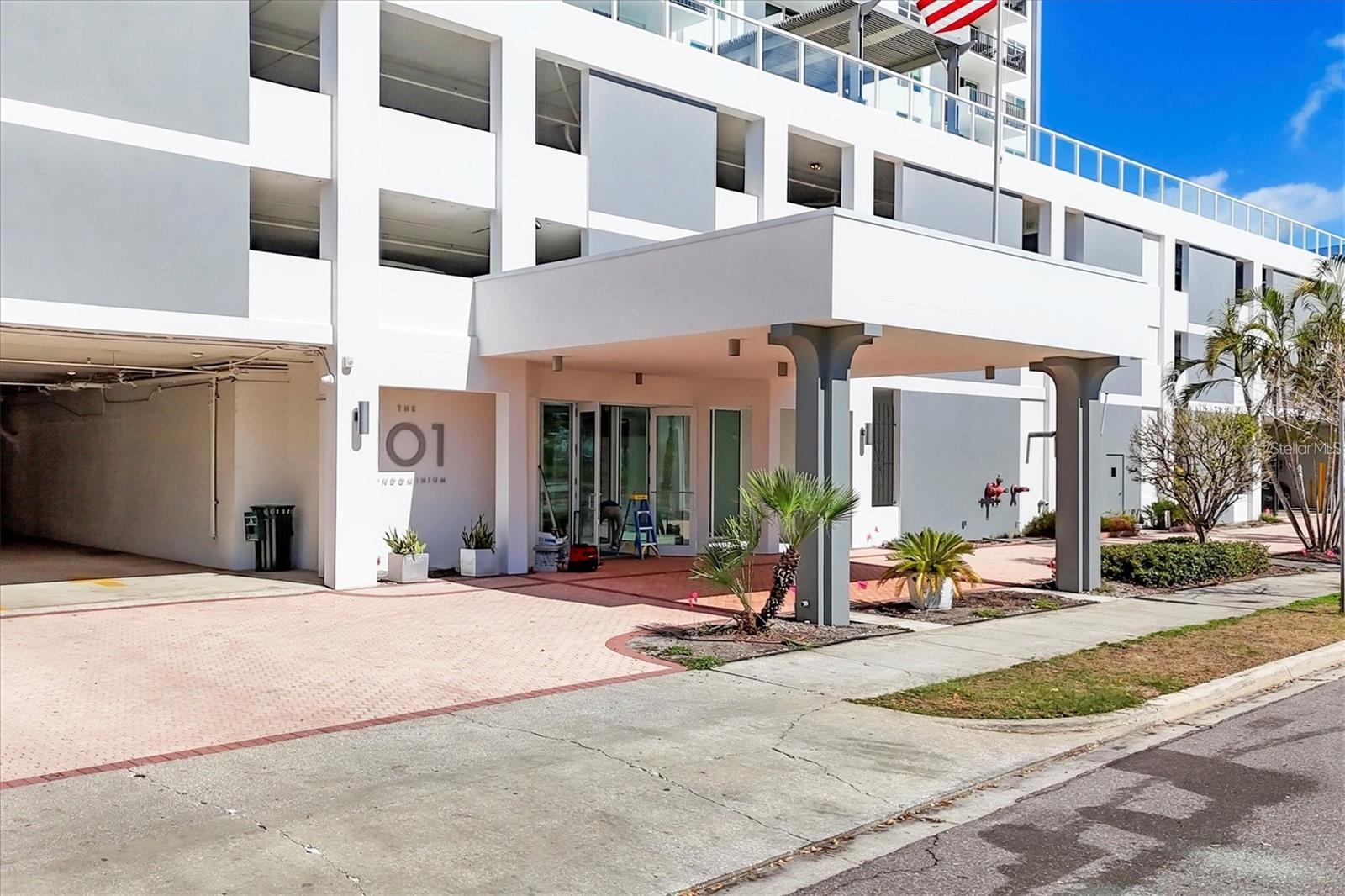 101 S Gulfstream Ave #9c Property Photo 4
