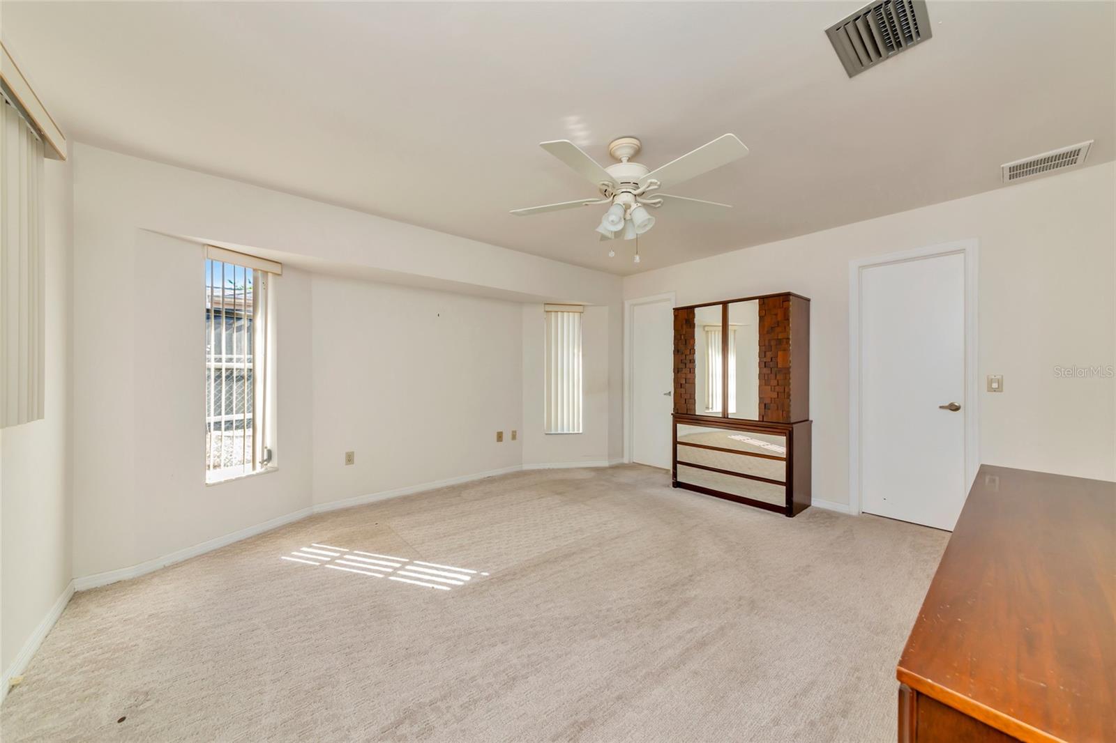 2176 Barksdale St Property Photo 28