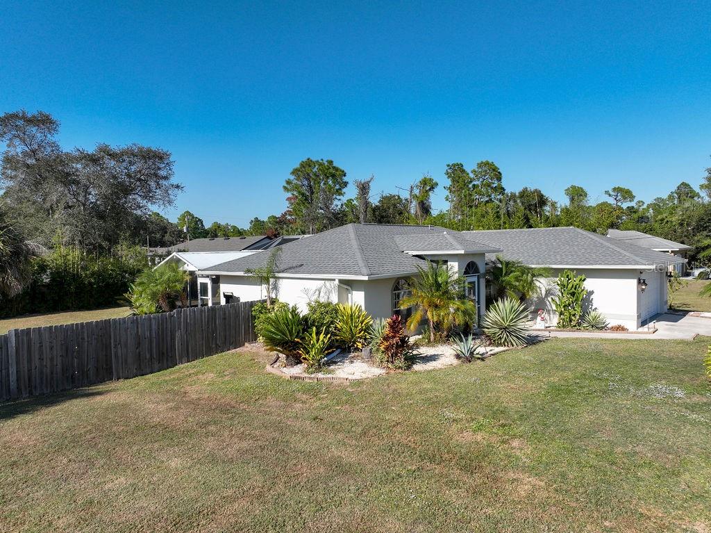3357 N Chamberlain Blvd Property Photo 39