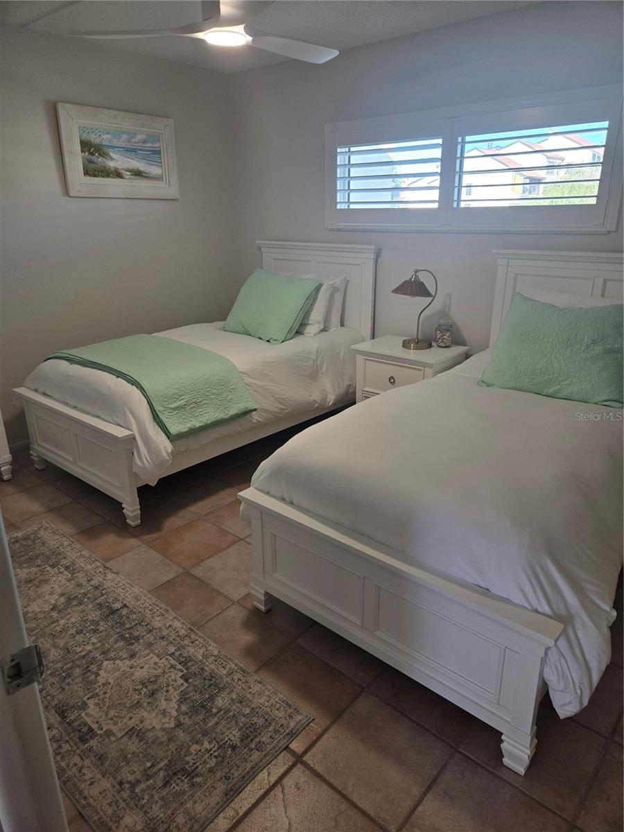 1250 N Portofino Dr #303 Property Photo 17