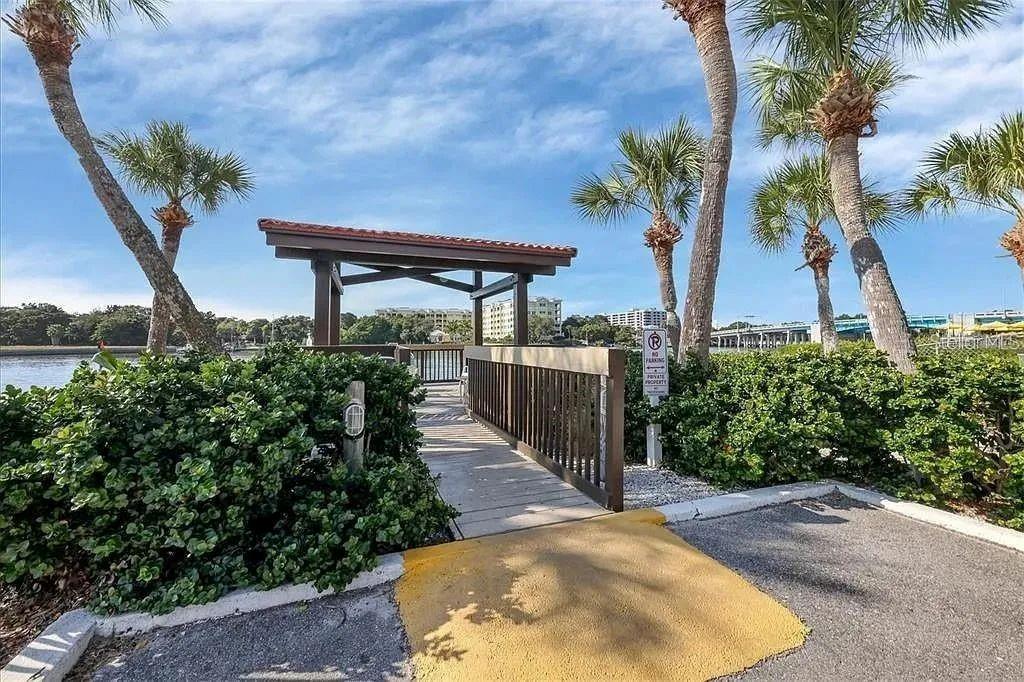 1650 Stickney Point Rd #50-202 Property Photo 24