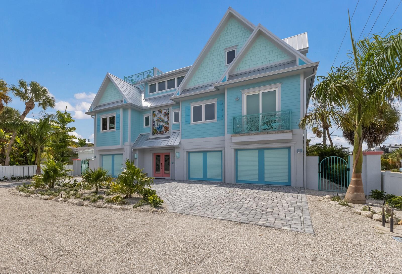 118 Mangrove Ave Property Photo 3
