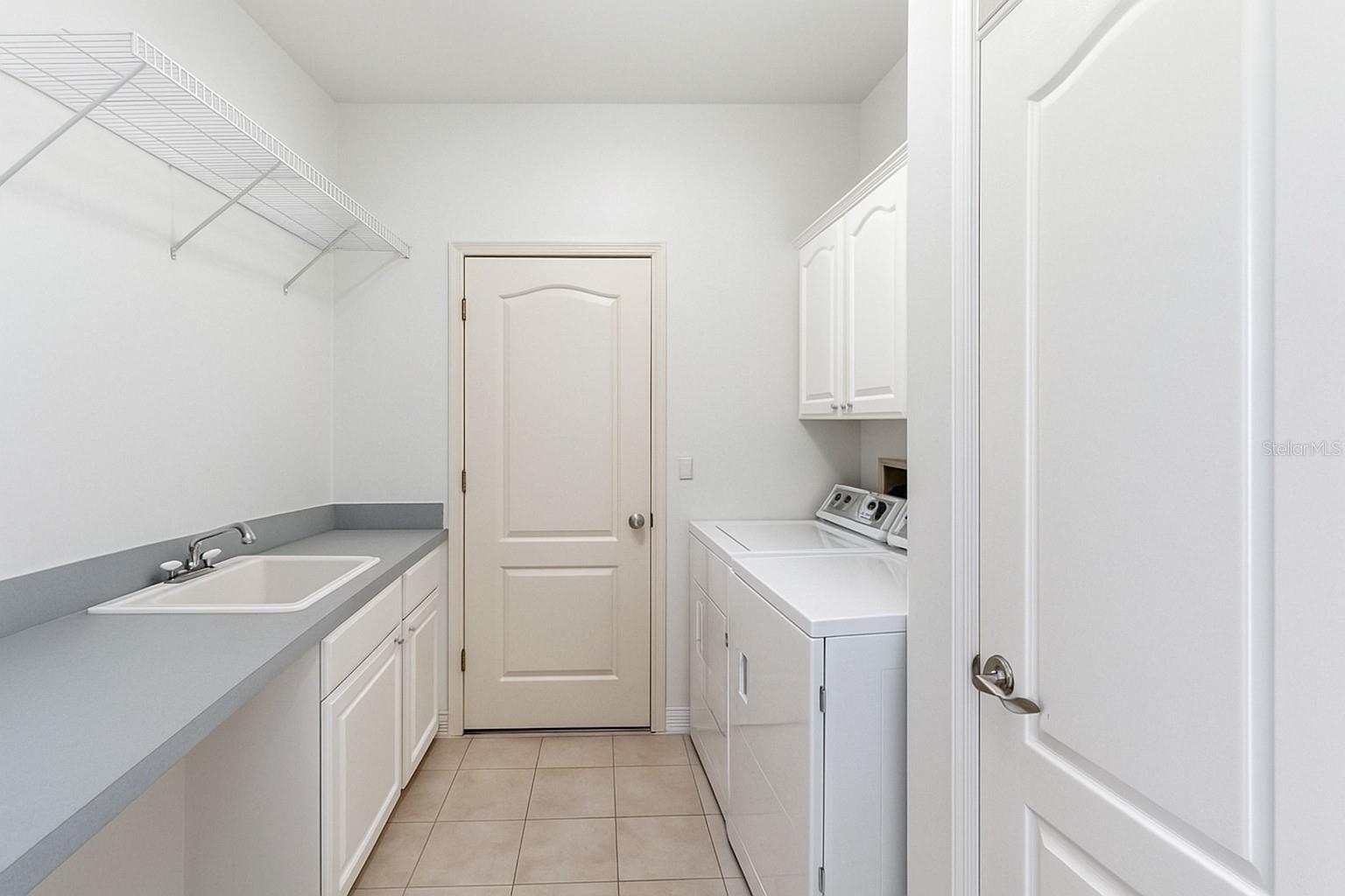 1860 Citron St Property Photo 24