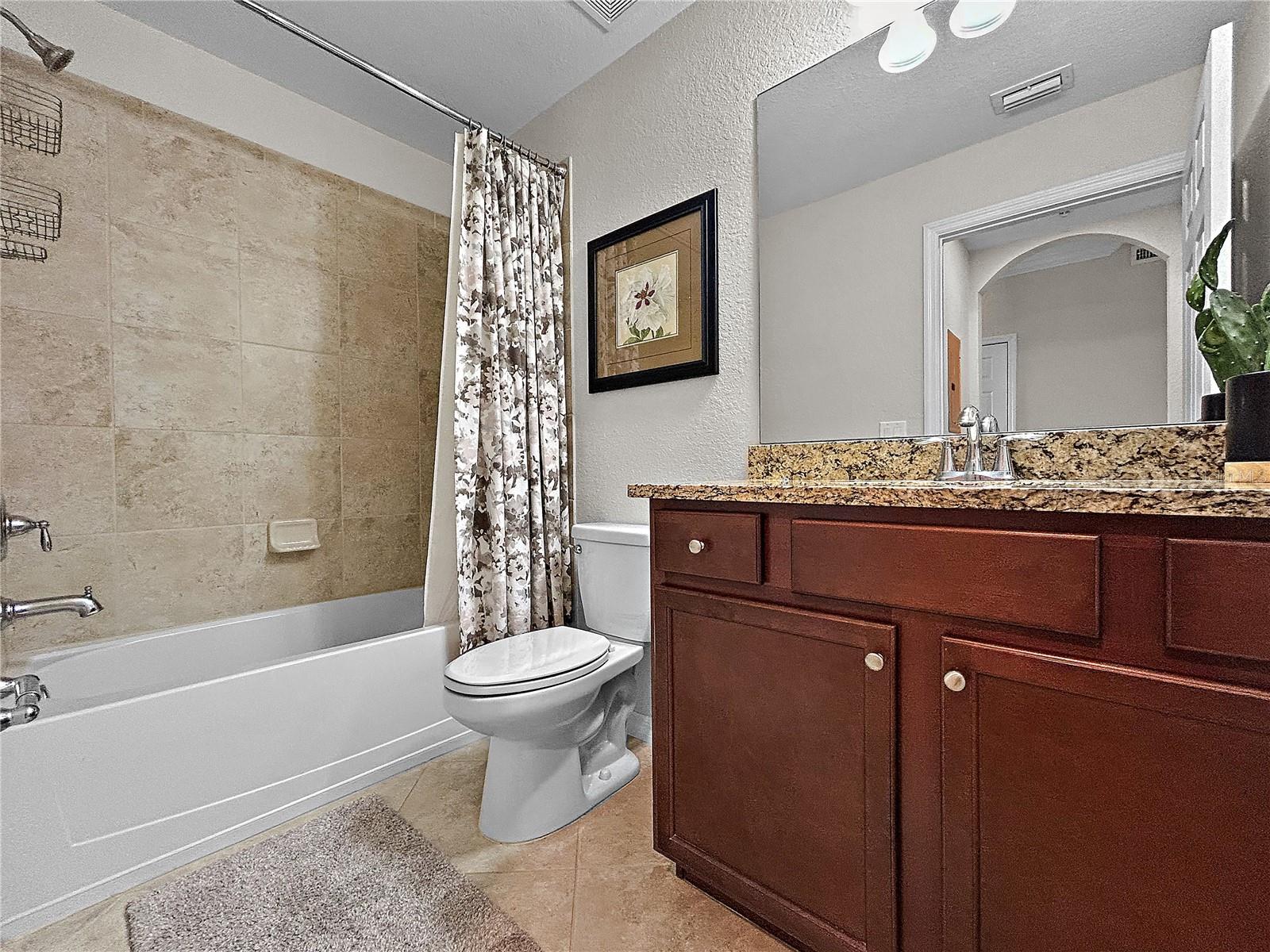 16706 Vardon #302 Property Photo 8