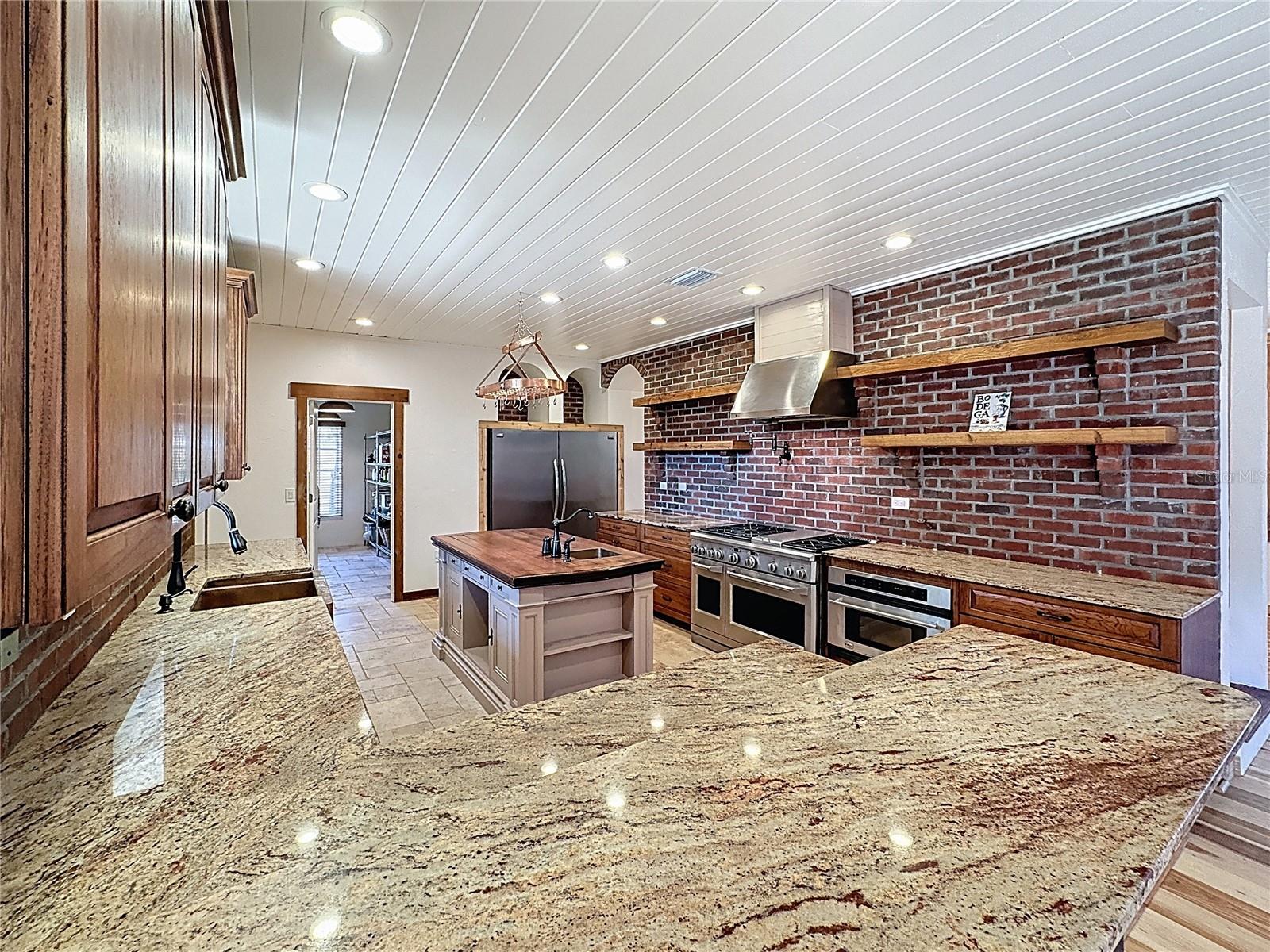 19600 E State Road 64 Property Photo 14