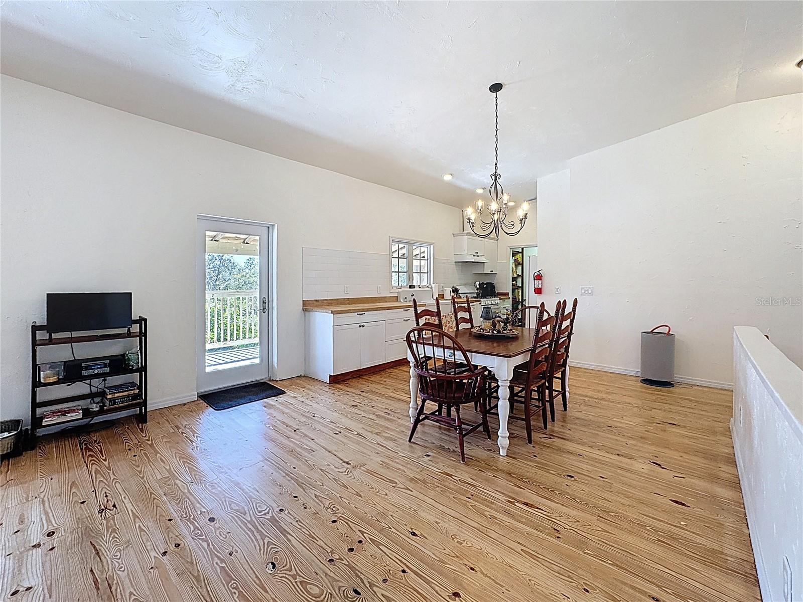 19600 E State Road 64 Property Photo 43