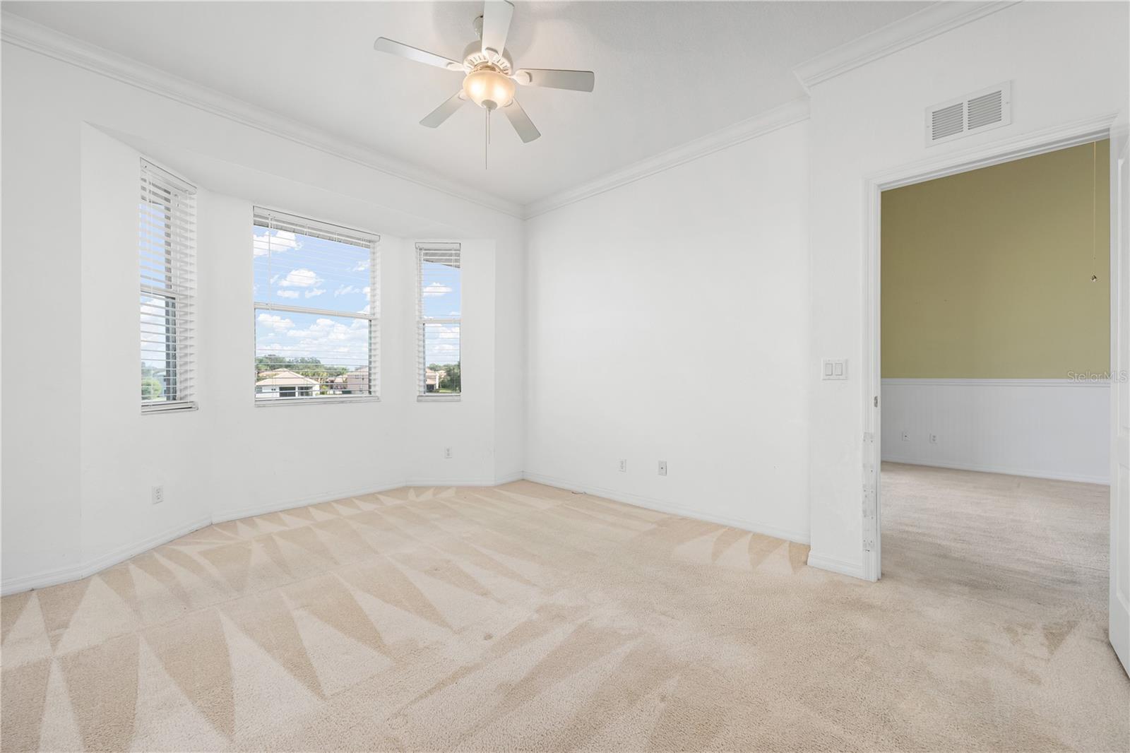 915 Fairwaycove Ln #204 Property Photo 21