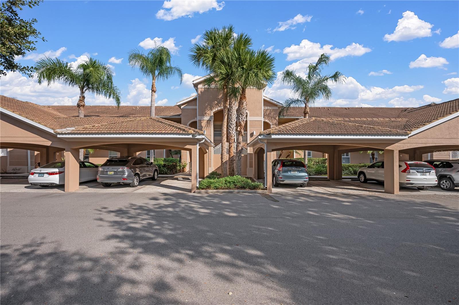 915 Fairwaycove Ln #204 Property Photo 36